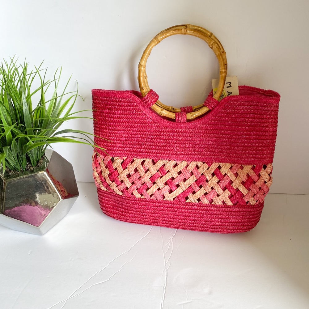 Magid pink straw bag with bamboo handles